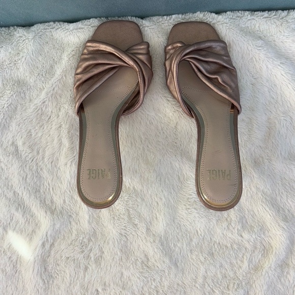 EUC Paige Women's Bronze Slide Sandals Size 8 Mule Summer Leather Bow Metallic - Picture 5 of 7